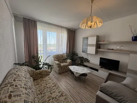 Eladó panellakás, Sopron 1+2 szoba 50 m² 49.99 M Ft