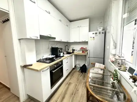 Eladó panellakás, Sopron 2 szoba 49 m² 55 M Ft