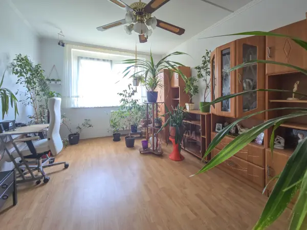 Eladó panellakás, Sopron 2 szoba 53 m² 49.9 M Ft