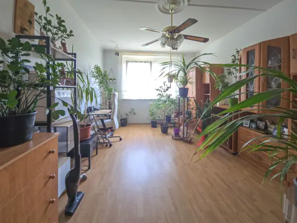 Eladó panellakás, Sopron 2 szoba 53 m² 49.9 M Ft