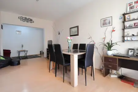 eladó panellakás, Szeged