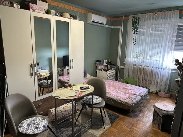 Eladó panellakás, Szeged 2 szoba 35 m² 37.9 M Ft