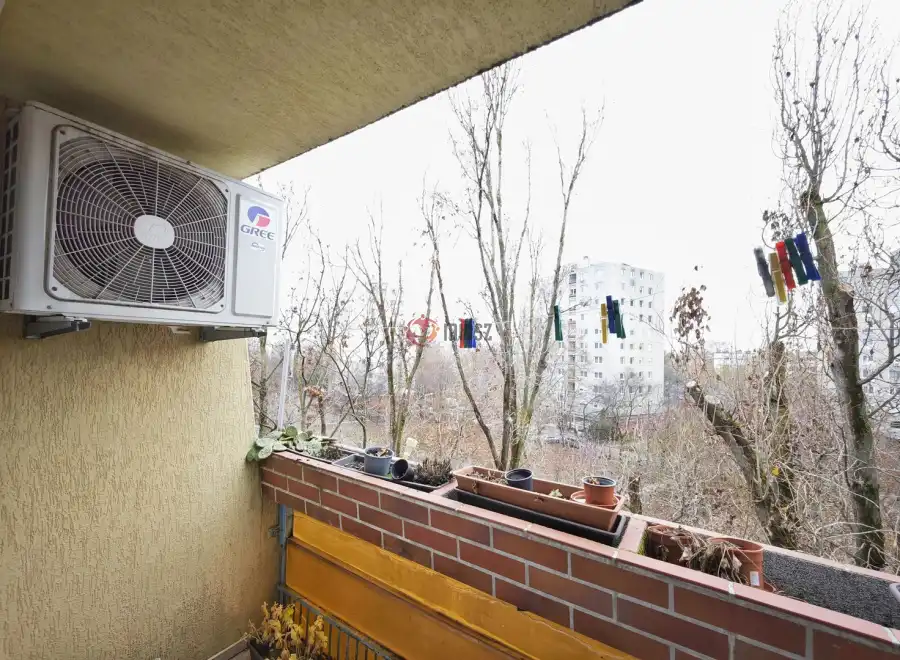 eladó panellakás, Szeged