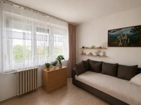 Eladó panellakás, Székesfehérvár 2 szoba 55 m² 53.9 M Ft