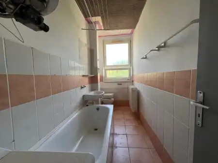 eladó panellakás, Székesfehérvár