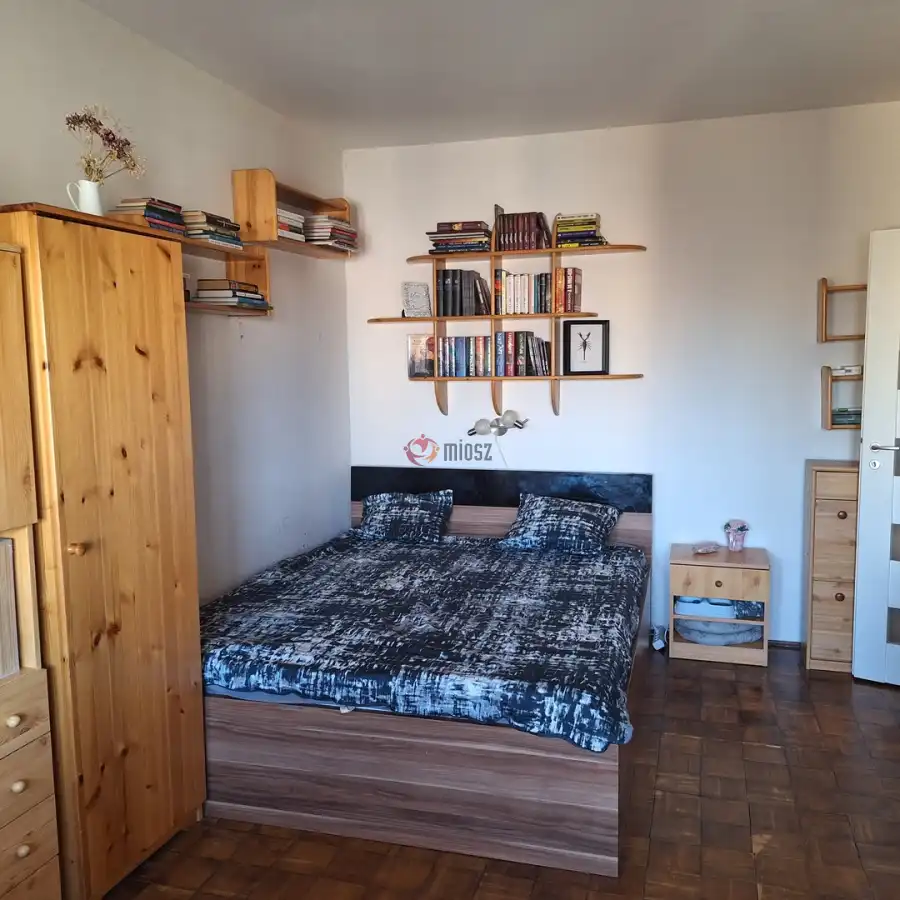 eladó panellakás, Székesfehérvár