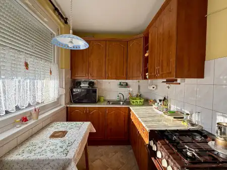 Eladó panellakás, Székesfehérvár 2 szoba 44 m² 44.9 M Ft