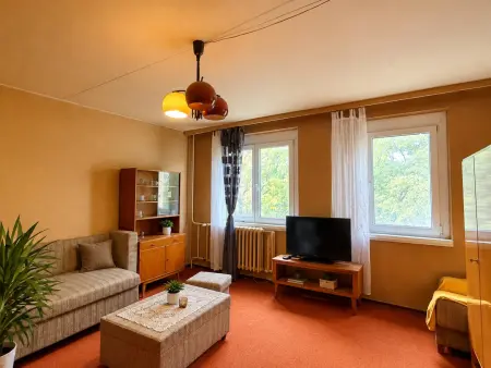 Eladó panellakás, Székesfehérvár 2 szoba 42 m² 39.9 M Ft