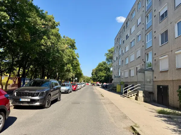 Eladó panellakás, Tatabánya 2 szoba 49 m² 37.5 M Ft