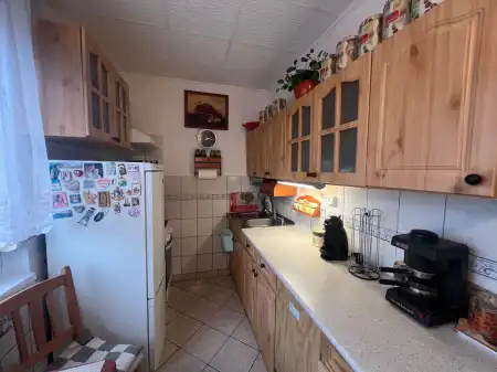 eladó panellakás, Tatabánya