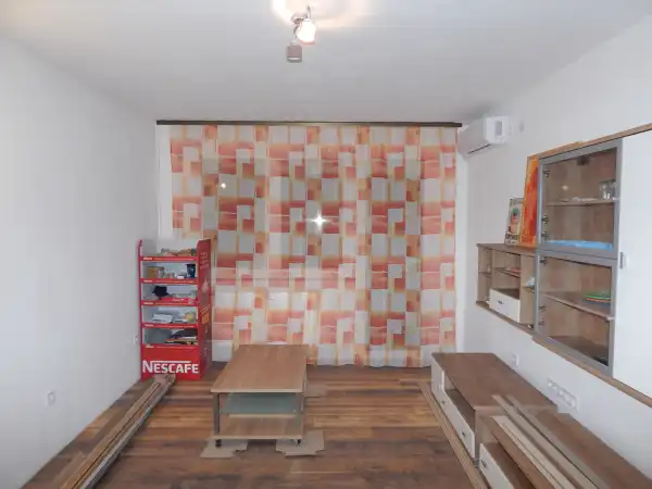 Eladó panellakás, Tatabánya 2 szoba 55 m² 44.2 M Ft