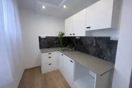 Eladó panellakás, Tatabánya 2 szoba 53 m² 47.9 M Ft