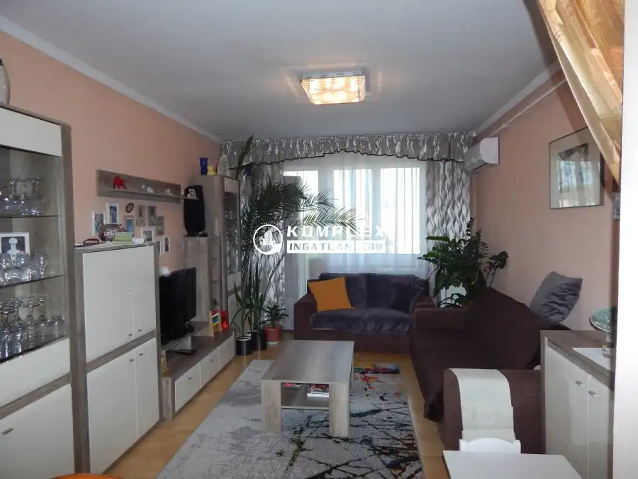 eladó panellakás, Tatabánya