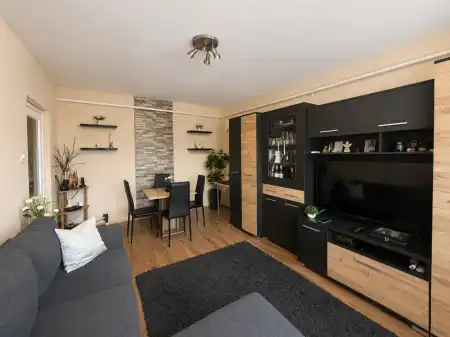 Eladó panellakás, Tatabánya 2 szoba 51 m² 42.99 M Ft