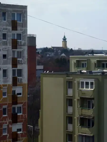 eladó panellakás, Veszprém