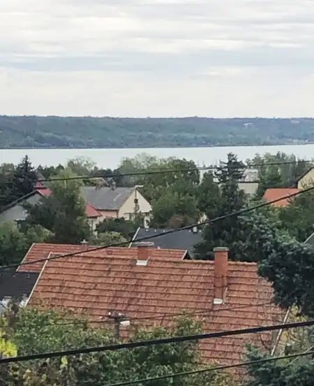 eladó sorház, Balatonalmádi