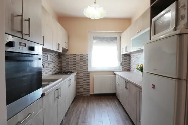 Eladó sorház, Csorvás 4 szoba 104 m² 34 M Ft