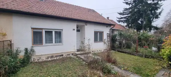 Eladó sorház, Esztergom 4 szoba 97 m² 69.9 M Ft