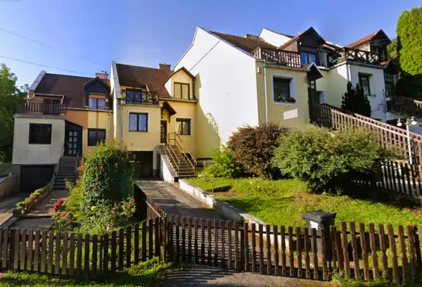 Eladó sorház, Nagykovácsi 5 szoba 101 m² 130 M Ft