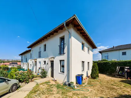 eladó sorház, Pécel