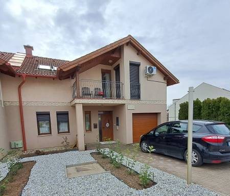 eladó sorház, Tatabánya