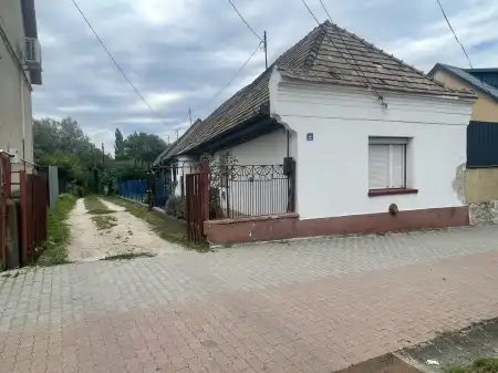 eladó sorház, Tatabánya