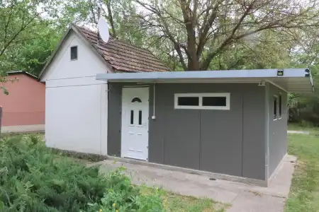 eladó tanya, Albertirsa