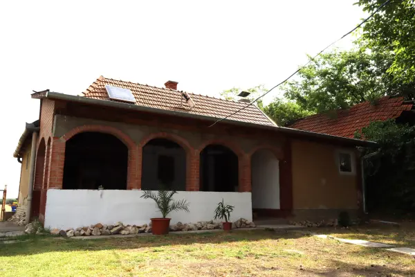 Eladó tanya, Albertirsa 2 szoba 40 m² 32.5 M Ft