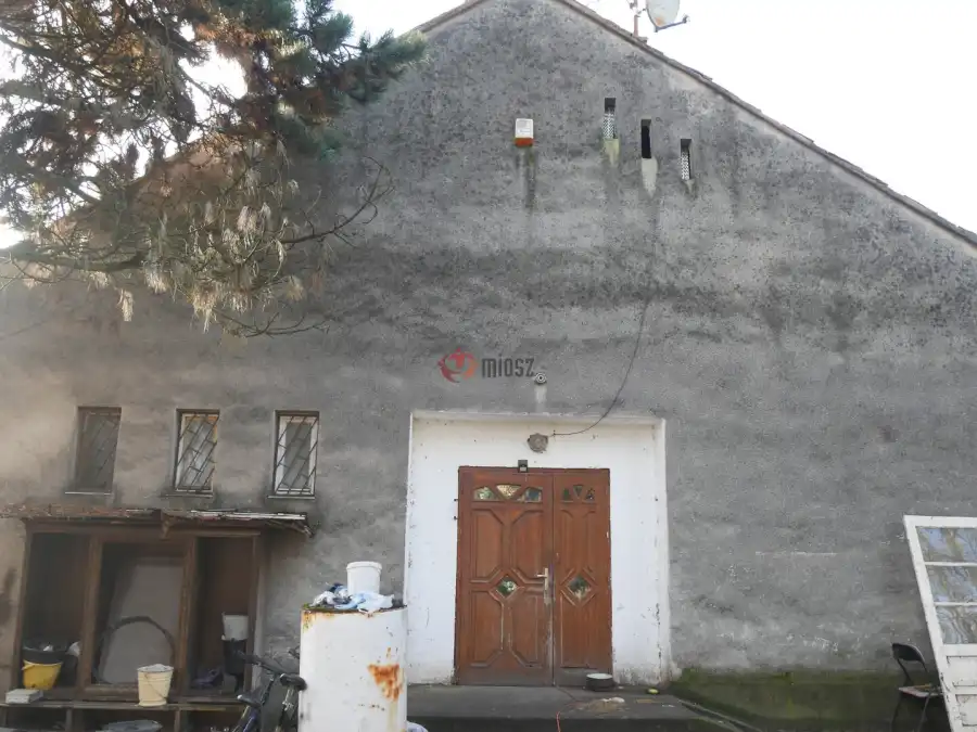 eladó tanya, Csemő