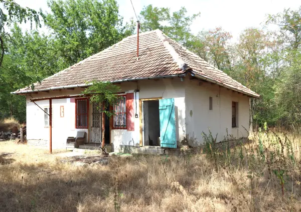 Eladó tanya, Mikebuda 3 szoba 60 m² 19.9 M Ft