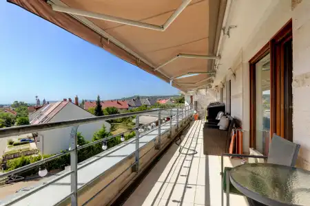 Eladó téglalakás, Balatonfüred 2 szoba 90 m² 225 M Ft