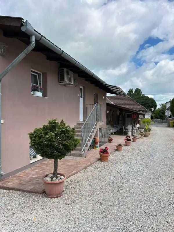 Eladó téglalakás, Balatonlelle 3 szoba 50 m² 49.9 M Ft