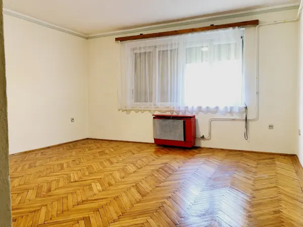 Eladó téglalakás, Békéscsaba 2 szoba 53 m² 27.9 M Ft