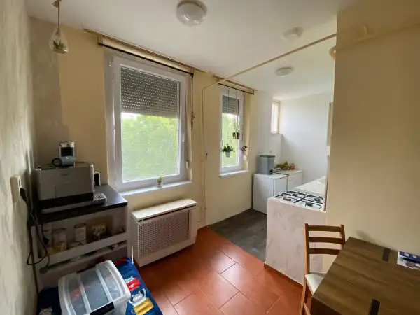 Eladó téglalakás, Békéscsaba 2 szoba 65 m² 23.9 M Ft