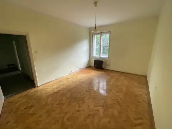 Eladó téglalakás, Békéscsaba 1 szoba 30 m² 25.9 M Ft