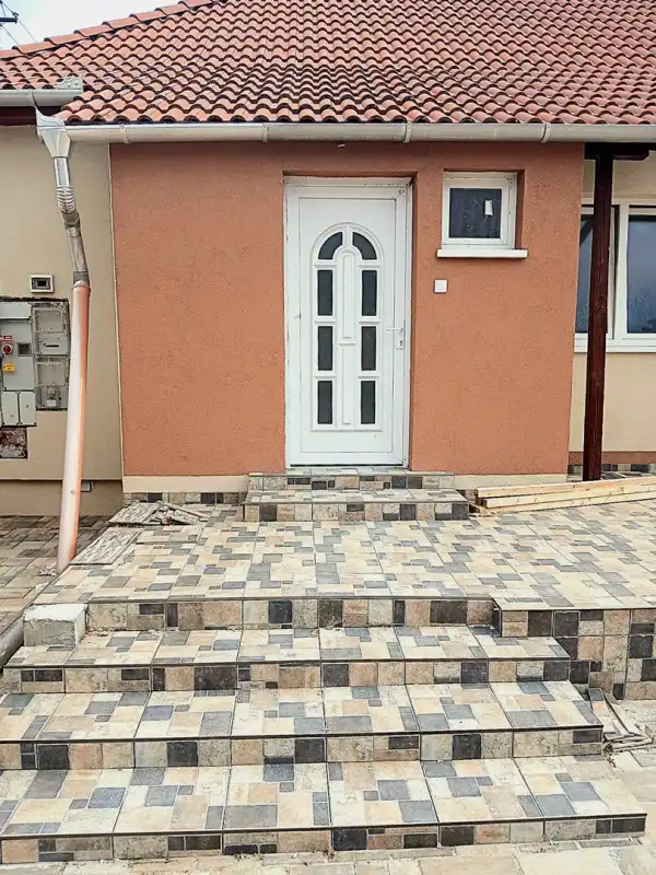 Eladó téglalakás, Berettyóújfalu 2 szoba 87 m² 48.5 M Ft