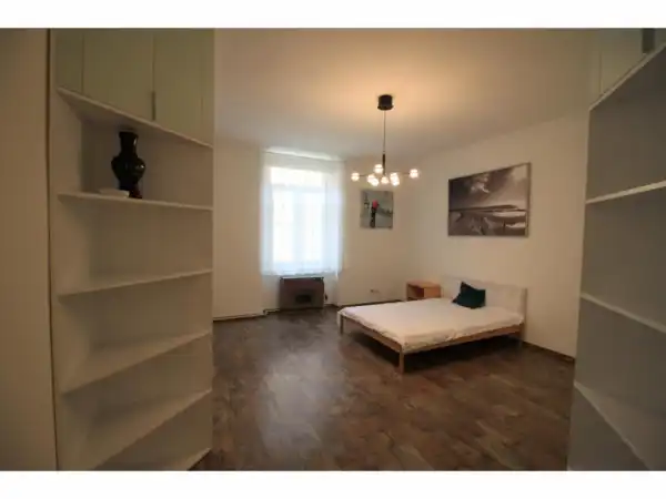 Eladó téglalakás, Budapest, II. kerület 1 szoba 39 m² 69 M Ft