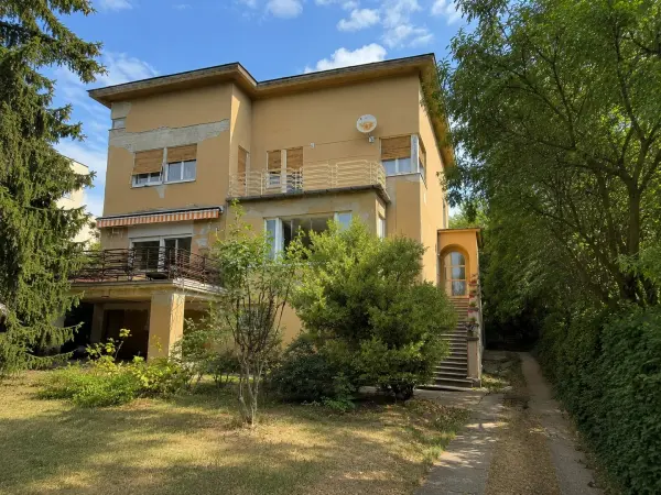 Eladó téglalakás, Budapest, II. kerület 4+1 szoba 135 m² 325 M Ft