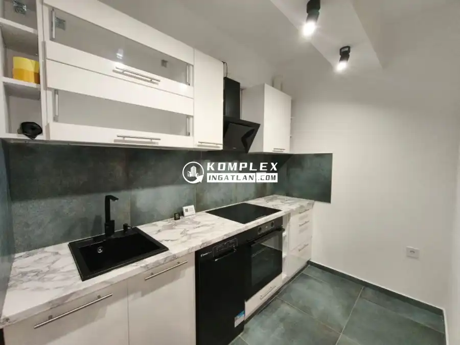 eladó téglalakás, Budapest, III. kerület