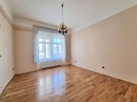Eladó téglalakás, Budapest, IX. kerület 3+1 szoba 107 m² 119 M Ft