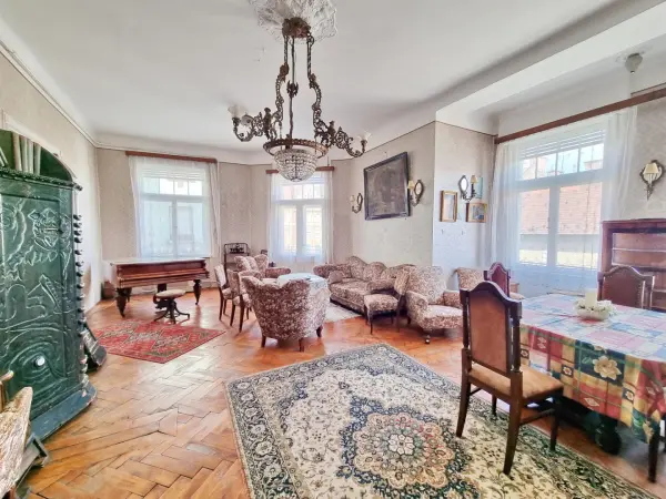 Eladó téglalakás, Budapest, IX. kerület 5 szoba 183 m² 199.9 M Ft