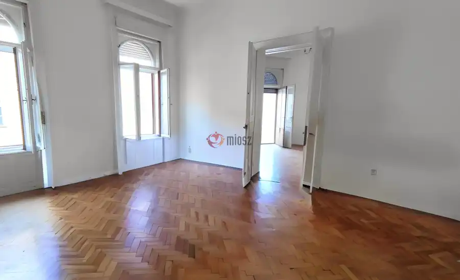 eladó téglalakás, Budapest, V. kerület