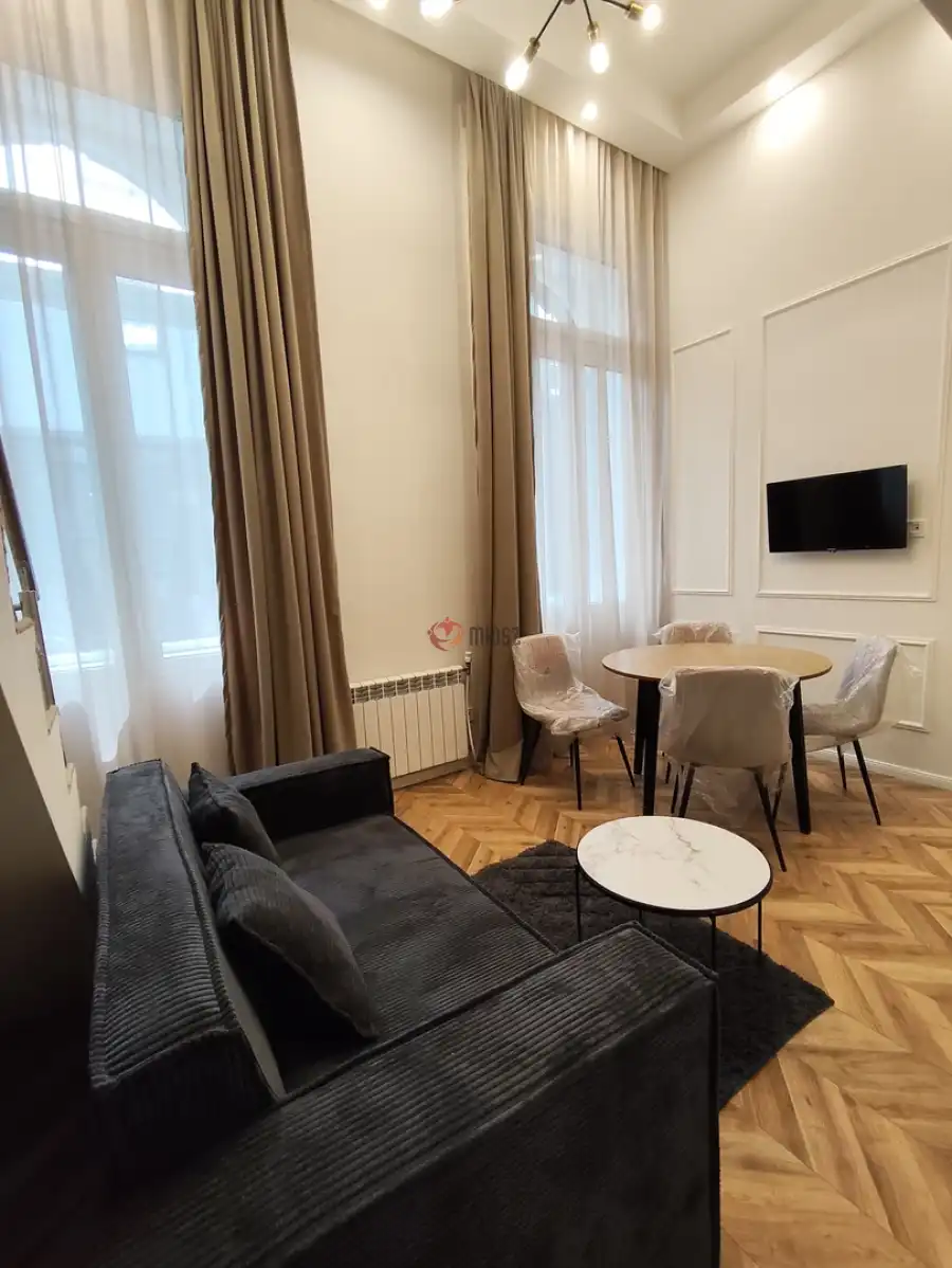 eladó téglalakás, Budapest, VI. kerület