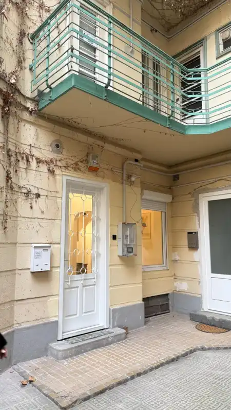 eladó téglalakás, Budapest, VI. kerület