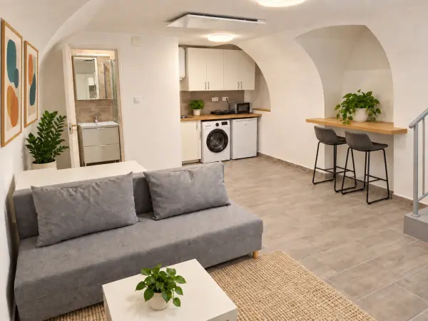 Eladó téglalakás, Budapest, VI. kerület 1 szoba 29 m² 31.9 M Ft