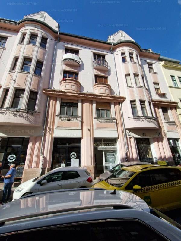 eladó téglalakás, Budapest, VI. kerület