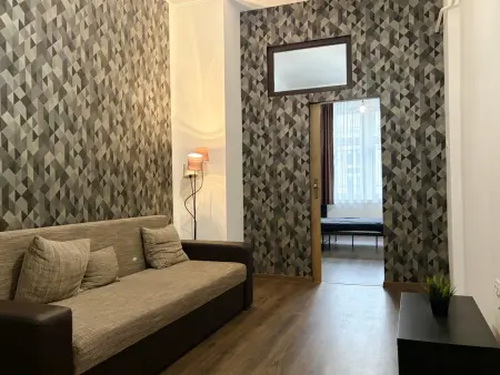 Eladó téglalakás, Budapest, VI. kerület 2 szoba 40 m² 56.7 M Ft