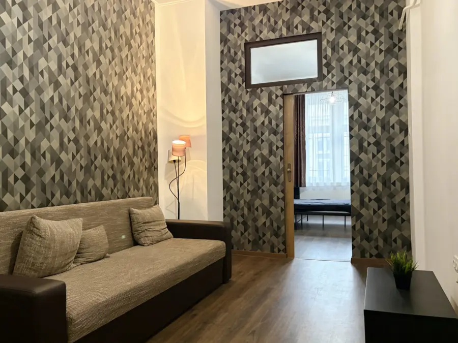 eladó téglalakás, Budapest, VI. kerület