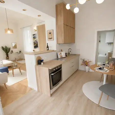 Eladó téglalakás, Budapest, VI. kerület 1 szoba 36 m² 76.9 M Ft