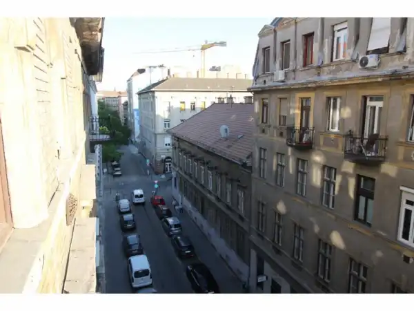 Eladó téglalakás, Budapest, VII. kerület 2 szoba 73 m² 89.99 M Ft